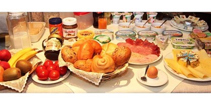 Pensionen - Langlaufloipe - Längenfeld - unser reichhaltiges Frühstücksbuffet - Haus Sarah