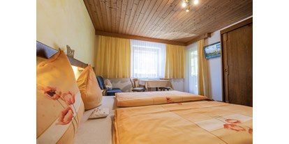 Pensionen - Umgebungsschwerpunkt: Berg - Umhausen - Komfortzimmer - heimeliges Ambiente - Haus Sarah
