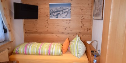 Pensionen - Art der Pension: Urlaubspension - Aurach bei Kitzbühel - Einbettzimmer - Golf & Ski Chalet****