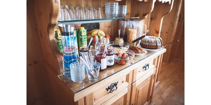 Pensionen - Skilift - Söll - Auf dem Frühstücksbuffet ist bestimmt für jeden etwas schmackhaftes dabei.....  - Gästehaus Stotter