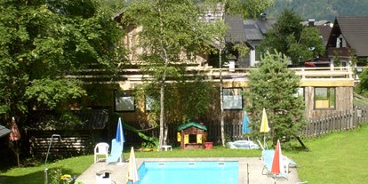 Pensionen - Pool - Ramsau am Dachstein - Garten - Gasthof Hirlatz