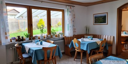 Pensionen - Kühlschrank - Durbach - Frühstücks-/Aufenthaltsraum - Gästehaus Wörner