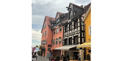 Pensionen - Umgebungsschwerpunkt: See - Bermatingen - Fachwerkhaus mit Restaurant  - Gästehaus AM HAFEN
