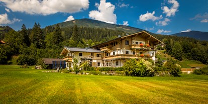 Pensionen - Umgebungsschwerpunkt: See - Alpbach - Hausansicht - Obertrattenbachhof