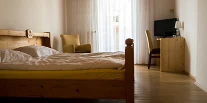 Pensionen - Alkoven - Doppelzimmer mit Balkon - Hotel & Vinothek Schwarzer Adler Ottensheim