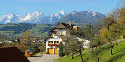 Pensionen - Garten - Roßleithen - Haus Löger mit herrlicher Aussicht auf die Berge - Haus Löger Apartments