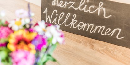 Pensionen - Garten - Gols - Herzlich Willkommen! - Gästehaus & Weingut Markus Tschida