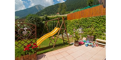 Pensionen - weitere Verpflegungsmöglichkeiten: Nachmittagskaffee - Italien - Kinderspielplatz - Gasthaus Jaufenblick & Ferienhaus Engele