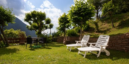 Pensionen - Trentino-Südtirol - Liegewiese Gardensuite Apartment  LATEMAR - Haus Christian 