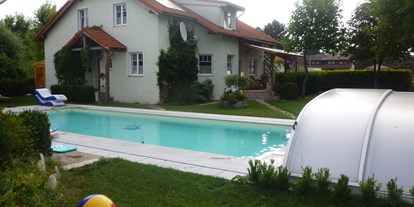 Pensionen - Pool - Orth an der Donau - Gartenpension Prosl