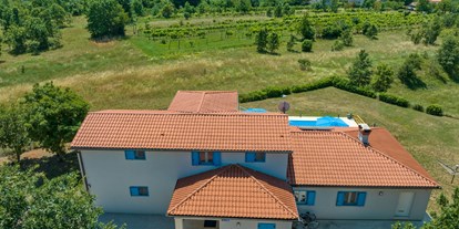 Pensionen - Garten - Kroatien - Landschaft mit Blick nach Süden - Villa Jasmin Sumber