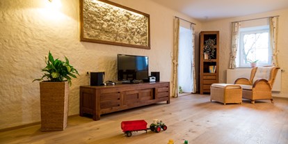 Pensionen - Eggern - Stube im Apartment "Flieder" - Landhaus Lunkowitz