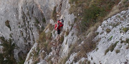 Pensionen - WLAN - Pitten - Klettern in den Felsen - Haus Bergblick
