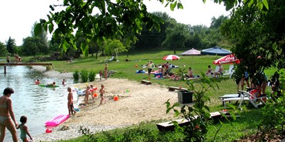 Pensionen - Umgebungsschwerpunkt: am Land - Gars am Kamp - Der nur 100m entfernte Badeteich. - Biohof Erdinger