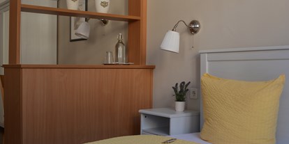 Pensionen - Umgebungsschwerpunkt: Stadt - Pöchlarn - Ein modernes Zimmer im Haus Barbara. - Frühstückspension Haus Barbara