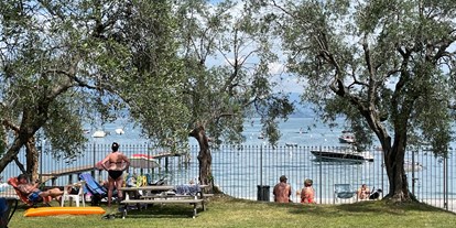 Pensionen - weitere Verpflegungsmöglichkeiten: Abendessen - Manerba del Garda - Unsere Privat Strand, nur 10 minuten zu Fuss erreichbar  - Villa Schindler
