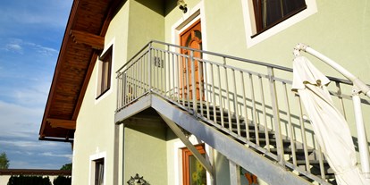 Pensionen - Balkon - Niederösterreich - Gästeeingang - Eva´s Gästehaus