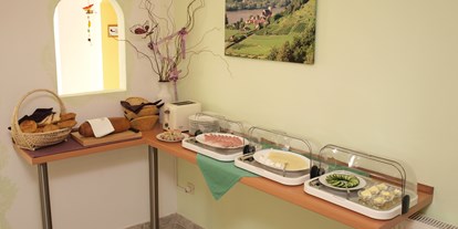 Pensionen - Umgebungsschwerpunkt: am Land - Aggsbach-Dorf - Frühstücksbuffet - Weinbau & Gästezimmer Weidenauer
