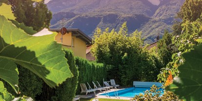 Pensionen - Frühstück: Frühstücksbuffet - Trentino-Südtirol - Garten & Pool - Weingarten Terlan - Rooms & Breakfast