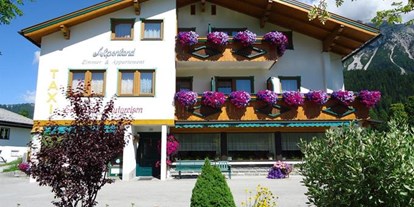 Pensionen - Terrasse - Schladming-Dachstein - Haus Alpenland