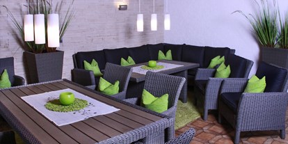 Pensionen - Garten - Bad Alexandersbad - Lounge, Aufenthaltsraum - Landhaus am Forst