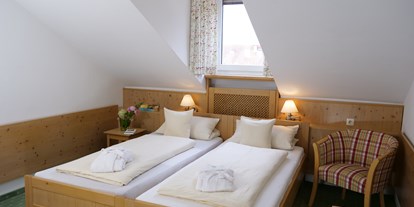 Pensionen - Radweg - Gurten - Doppelzimmer ohne Balkon  - Hotel Garni Christl