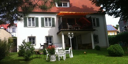 Pensionen - Blindheim - Garten - Haus Gertrud