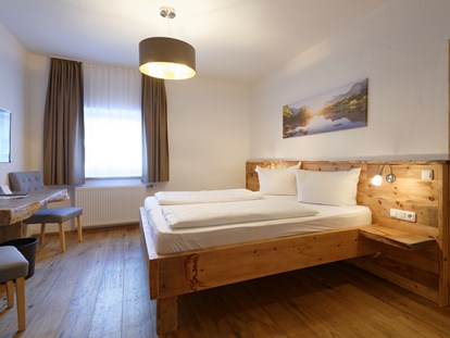 Pensionen - Nassereith - Kleines Doppelzimmer ohne Balkon - Hotel Garni Alpengruß