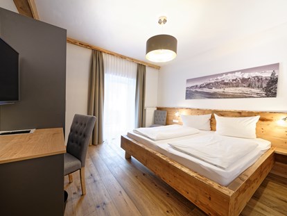 Pensionen - WLAN - Seefeld in Tirol - Kleines Doppelzimmer mit Balkon - Hotel Garni Alpengruß