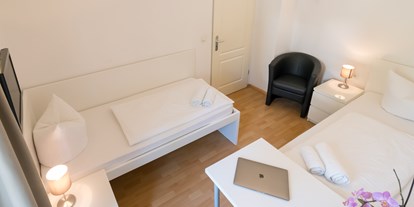 Pensionen - Pullach im Isartal - Zweibettzimmer in der Verdistr. 90 - guenstigschlafen24.de ... die günstige Alternative zum Hotel