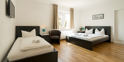 Pensionen - Umgebungsschwerpunkt: Stadt - Deutschland - Dreibettzimmer in der Verdistr. 104 - guenstigschlafen24.de ... die günstige Alternative zum Hotel
