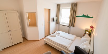 Pensionen - Umgebungsschwerpunkt: Stadt - Deutschland - Doppelzimmer in der Verdistr. 131 - guenstigschlafen24.de ... die günstige Alternative zum Hotel