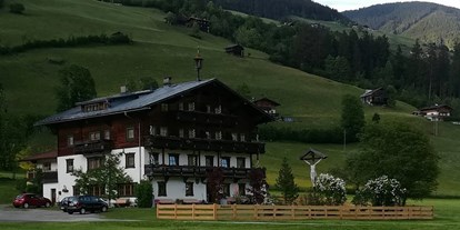 Pensionen - Art der Pension: Privatzimmervermietung - Brixen im Thale - Frühstückspension Finkenhof