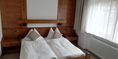 Pensionen - Wanderweg - Tiroler Oberland - Haus Helga