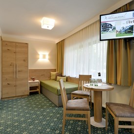 Frühstückspension: Alle Zimmer mit großem SAT-TV - Hotel Garni Birkenhof & Apartments Rosenhof