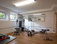 Frühstückspension: Der Fitnessraum mit Tischtennisplatte - Hotel Garni Birkenhof & Apartments Rosenhof