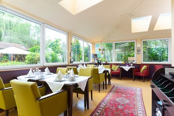 Frühstückspension: Unser Wintergarten - Hotel Garni Pölzl