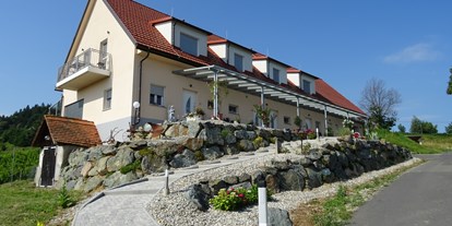 Pensionen - Terrasse - Heimschuh - Gästehaus Ludwigshof - Weingut Ludwigshof