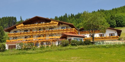 Pensionen - Tirol - Herzlich Willkommen ganz oben in Jungholz....Ihrem Landhaus Wildschütz.  - Landhaus Wildschütz - Ferienwohnungen mit Königscard