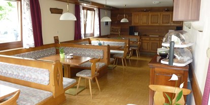 Pensionen - Salzburg - Speisesaal zum Frühstücken, Abendessen und miteinander zusammen Zeit zu verbringen bei Pension zu Hause - Pension zu Hause
