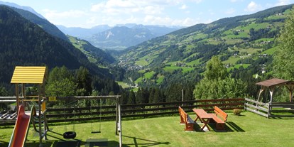 Pensionen - Steiermark - Aussicht übers Donnersbachtal  - Ertlschweigerhaus